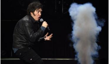 Extenso show musical y un mensaje a la interna: Javier Milei buscó relanzar la campaña tras la salida de Espert