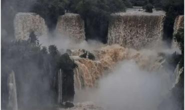Cierran el Circuito Garganta del Diablo en las Cataratas del Iguazú tras intensas lluvias y crecidas