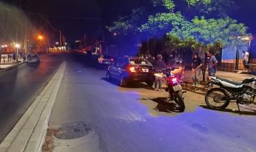 Motociclista chocó un auto y se fugó en San Vicente