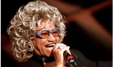 La desoladora historia y el vínculo con el atentado de la AMIA de “La vida es un carnaval”, uno de los éxitos de Celia Cruz