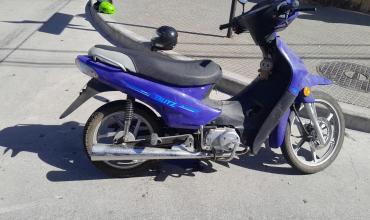 Choque entre dos motocicletas en Bazán y Bustos: sólo se registraron daños materiales
