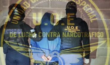 Secuestran dinero, celulares y marihuana tras una fuga en moto en chilecito