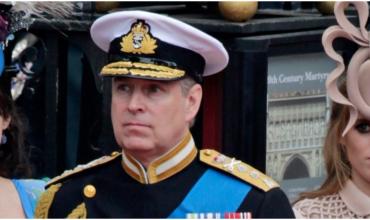 El expríncipe Andrés también perdería su medalla de veterano de Malvinas: William viaja a Brasil y busca salvar la reputación familiar