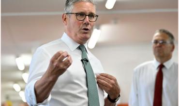 Crisis de gobierno en el Reino Unido: Starmer remodelará su gabinete tras la renuncia de su viceprimera ministra