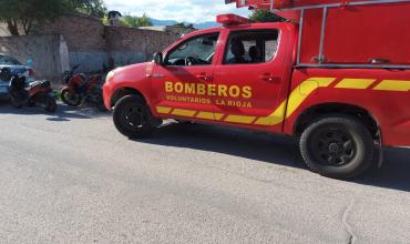 Dos mujeres se trasladaban en motocicleta y chocaron con un perro, una de ellas sufrió luxación de miembro inferior izquierdo