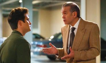 El guionista de la serie de Luis Miguel revela cómo se resolvió el gran escollo que presentó la segunda temporada