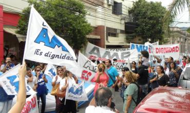 AMP rechazó la propuesta salarial pero levantó el paro: El próximo lunes los docentes volverán a las aulas 