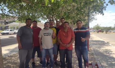 Indignación de taxistas por los controles municipales: "A nosotros nos piden todo y a ellos (Uber) no los controlan nunca”.