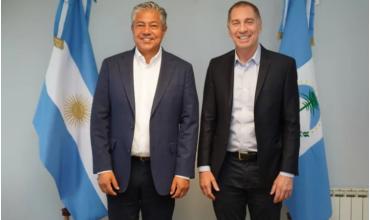 Modo gira: Diego Santilli se reunió con el gobernador de Neuquén, Rolando Figueroa
