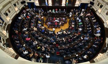 Kicillof busca aprobar hoy el Presupuesto y otros proyectos clave en medio de una fuerte interna peronista