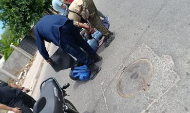 Motociclista sufrió una caída tras ser embestida por otro rodado que se dio a la fuga