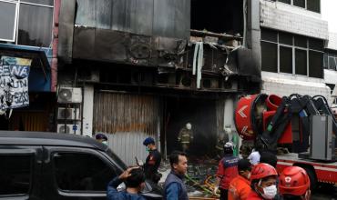 Tragedia en Indonesia: al menos 22 personas mueren en un incendio en un edificio de oficinas en Yakarta