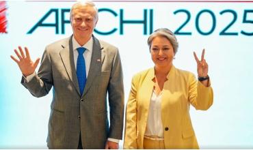 Balotaje en Chile: Jeannette Jara y José Antonio Kast se juegan las últimas cartas en un debate que promete fuertes cruces