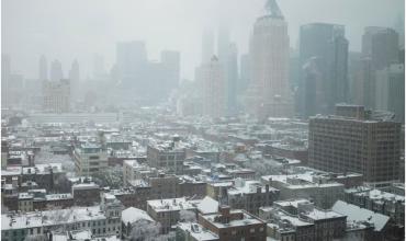 Alerta por tormenta de nieve en Nueva York: vuelos suspendidos y demoras de hasta seis horas en los aeropuertos
