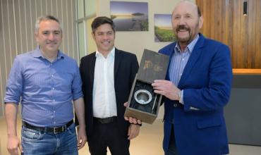 Axel Kicillof busca levantar el perfil y se muestra con gobernadores opositores