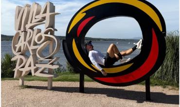 Las vacaciones de J Balvin en Carlos Paz, entre las sierras, fernet y familia: “El tiempo pasa rápido aquí”