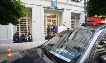 Una empresa socia de AFA desvió 42 millones de dólares a sociedades fantasmas