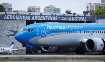 Aerolíneas Argentinas suspendió su vuelo inaugural Buenos Aires - Aruba por la situación en Venezuela