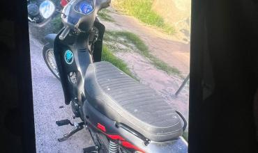 Dejó su moto para ir a trabajar y se la robaron