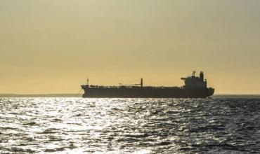 Máxima tensión en el Atlántico: Estados Unidos capturó un petrolero ruso vinculado a Venezuela