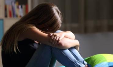 Una menor se fue de su casa tras una pelea familiar y se refugió en un cajero automático