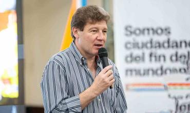 El gobernador de Tierra del Fuego criticó la quita de aranceles a celulares importados: “Nada que festejar”