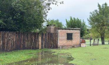 Más de 200 personas fueron evacuadas en Corrientes por una crecida en el río Santa Lucía y hay alerta por tormentas
