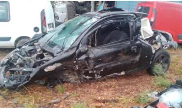 Un prófugo murió y dos mujeres sufrieron graves heridas en medio de una feroz persecución en La Plata