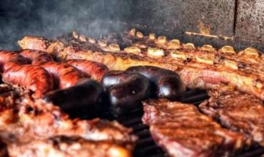 Murió la parrillada: el consumo de carne vacuna cayó 42% y con un kilo de asado se compran cuatro de pollo