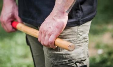 Sebastián Quintana, vecino del barrio Francisco II: “Un vecino me quebró la pierna y hoy no puedo trabajar”