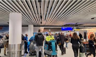 Alerta en los cielos europeos por el control de pasaportes