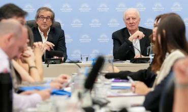 Reforma laboral en Diputados: el Gobierno espera hoy tener dictamen y llamar a sesión mañana