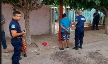 Detienen a un joven por robo en flagrancia en barrio Islas Malvinas