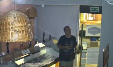 Se entregó el hermano del piloto que robaba en ojotas y fue escrachado en redes