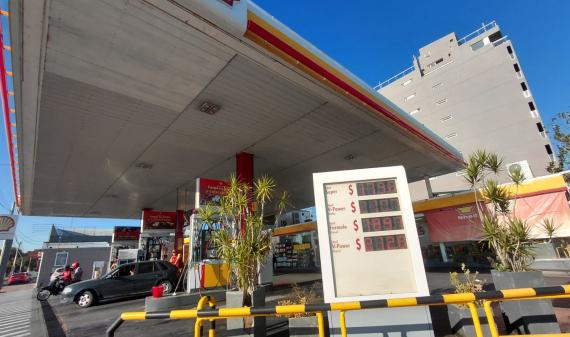 La Rioja: En febrero los combustibles de YPF subieron un 2 % en promedio