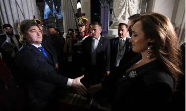 El Gobierno no le exigirá la renuncia a Villarruel, pero aclaran: "Si tuviera dignidad, debería irse"