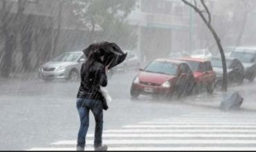 Rige alerta por lluvia, tormenta y viento para gran parte de la provincia 