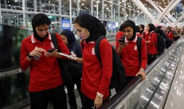 El equipo de futbol femenino de Irán quedó varado en Malasia tras la deserción de seis jugadoras en Australia