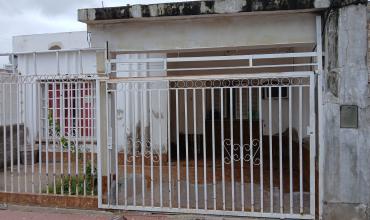 Un hombre se autolesionó y atacó a tres personas durante un episodio de violencia familiar