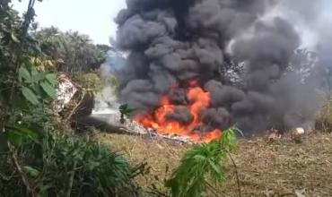 Colombia: un avión de la Fuerza Aérea se estrelló cuando transportaba militares