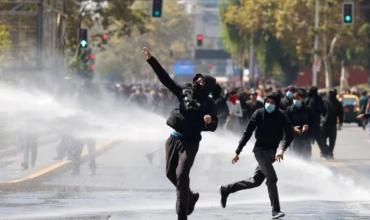 Chile: la primera protesta estudiantil contra José Antonio Kast deja 14 detenidos