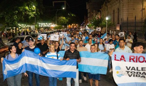 Se realizó en la Capital una nueva marcha por la vida con participación de distintos sectores