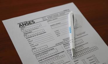 Mañana vence el plazo para presentar la Libreta AUH 2025