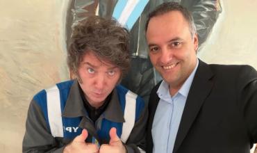 El Gobierno replantea la estrategia de comunicación por el caso Adorni y mide el impacto en la imagen de Milei