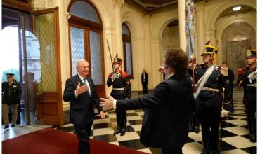 Malvinas, fronteras exprés, salida al Pacífico y un prófugo: de qué hablaron Javier Milei y José Antonio Kast