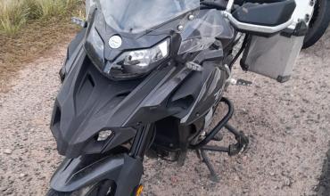 Motociclista cayó en Ruta 141 y fue trasladado al hospital