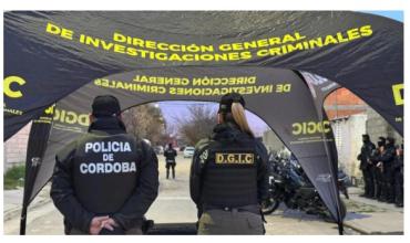 Allanamientos en Córdoba por amenazas en un colegio: hay un menor identificado