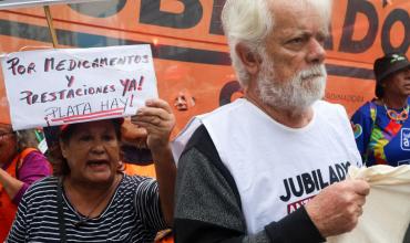 Los jubilados arrancaron el año con nuevas pérdidas contra la inflación