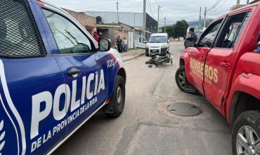 Choque entre dos motos en barrio Centro: un conductor fue trasladado al hospital 