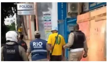 Otro argentino está detenido por insultos racistas en Río de Janeiro tras el caso de Agostina Páez